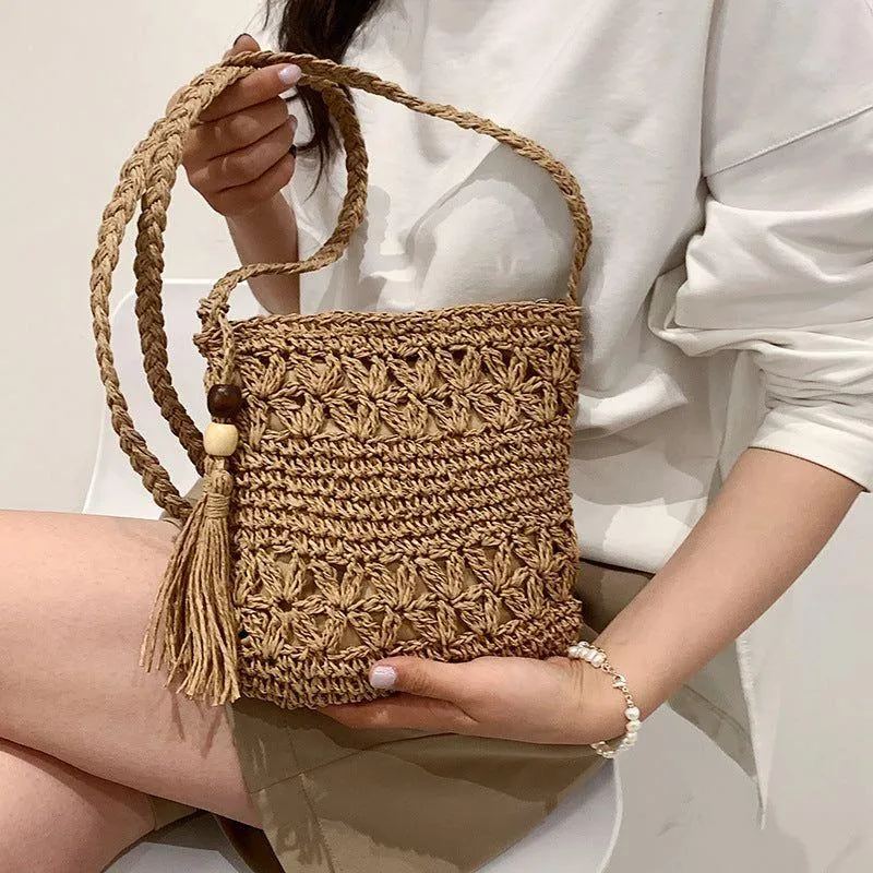 Angelina Bag - Modische gewebte Boho-Häkel-Tasche mit Quaste