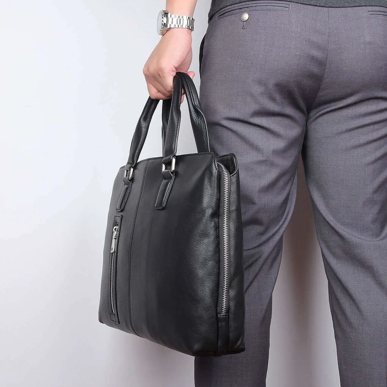 Sleek Black Leather Laptop Bag for Professionals