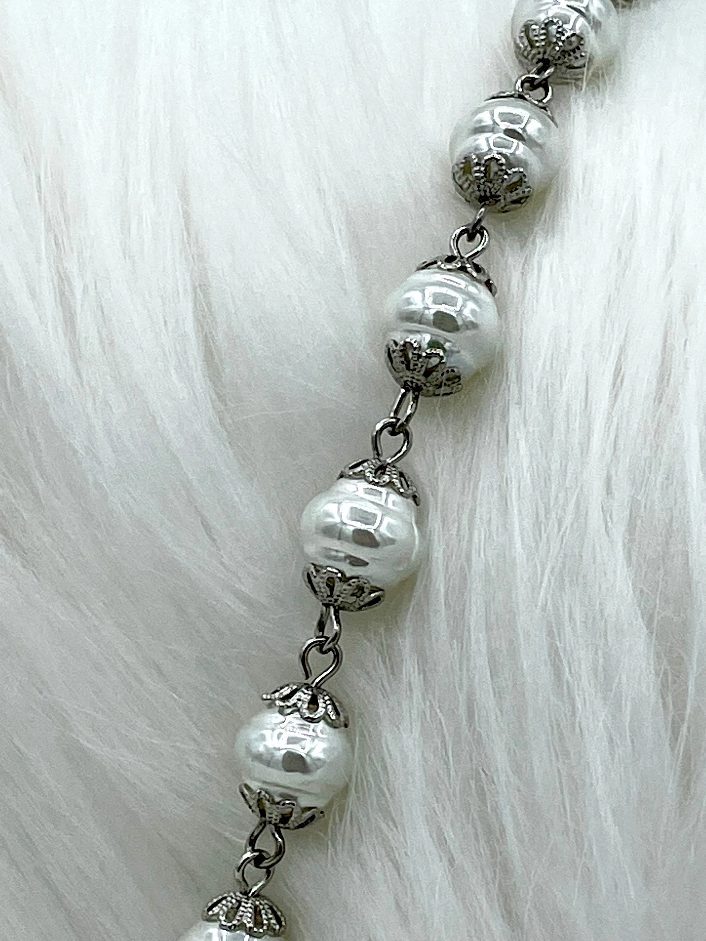 Vintage Porcelain Glass Pearl Freshwater Replica Beaded Chain,9mm Rosary Chain,White or Rose Dust.High Luster.Sold by the Foot Fast Shipping