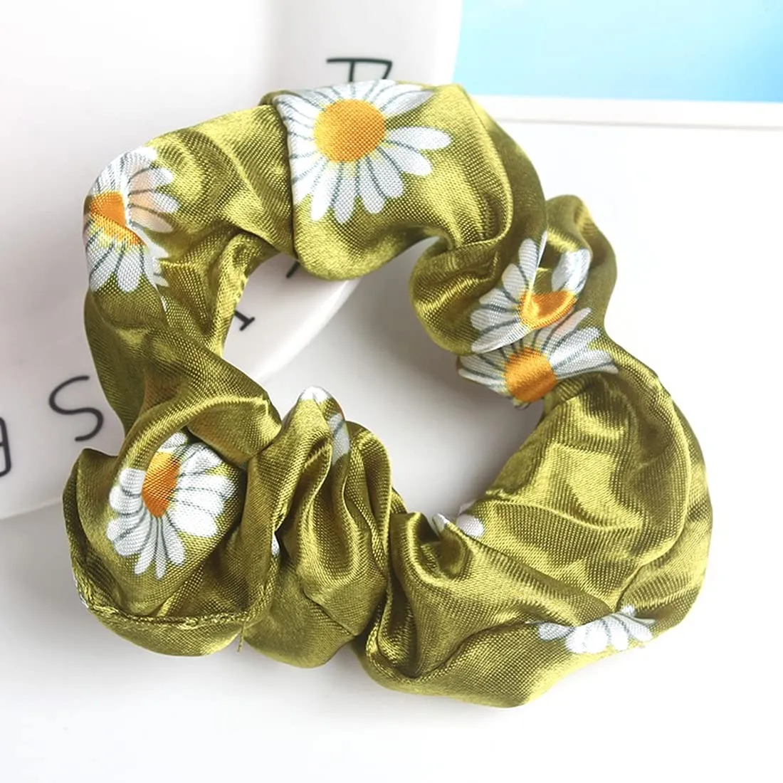 Yellow Chimes Hair Band for Girls Women Hair Accessories for Girls Hairband & Scrunchies Set For Women Floral Printed Green Satin Scrunchies Head Bands for Girls Hair Ties Head Band for Girls Gift For Women & Girls